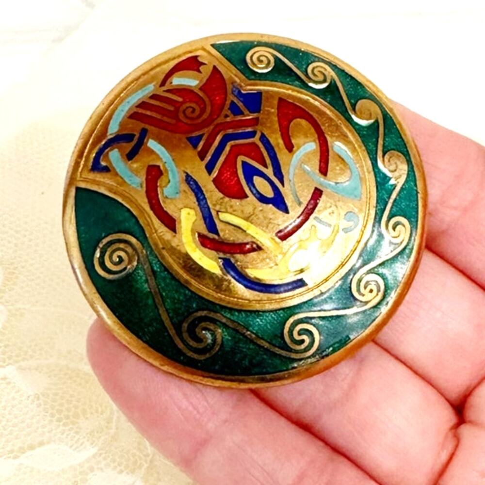 Vintage Enamel Celtic Knot Round Brooch